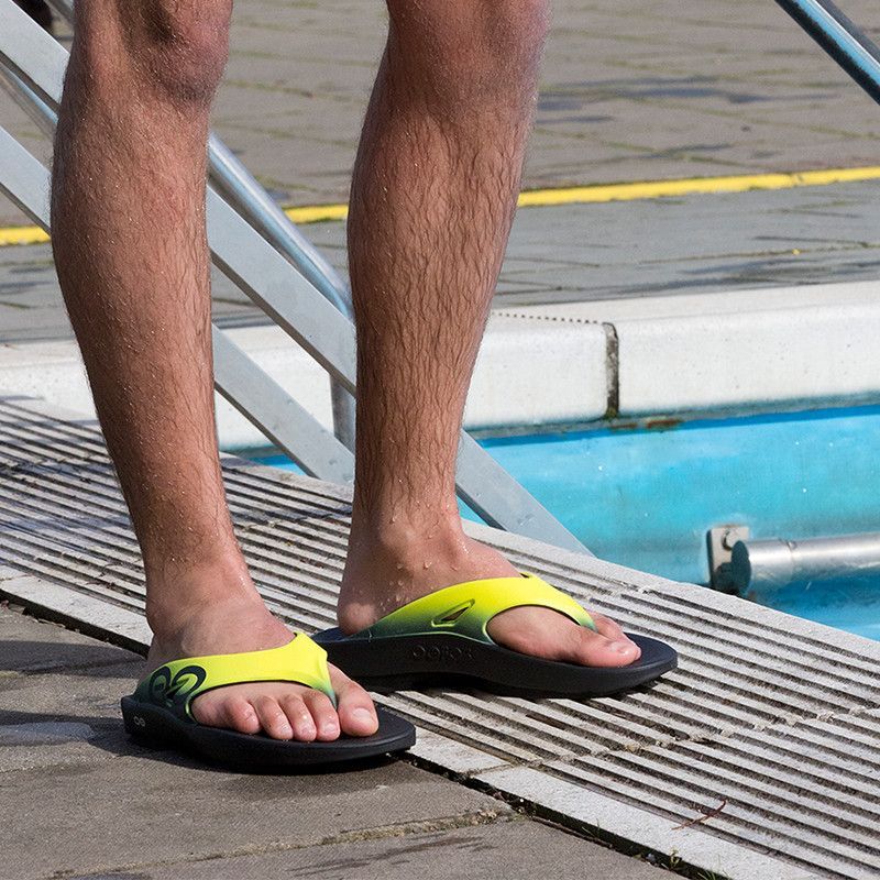 The Deck Oofos ウーフォス Ooriginal Sport ロゴ リカバリー サンダル ブラック ダークグレー Oo 19 Black Graphite